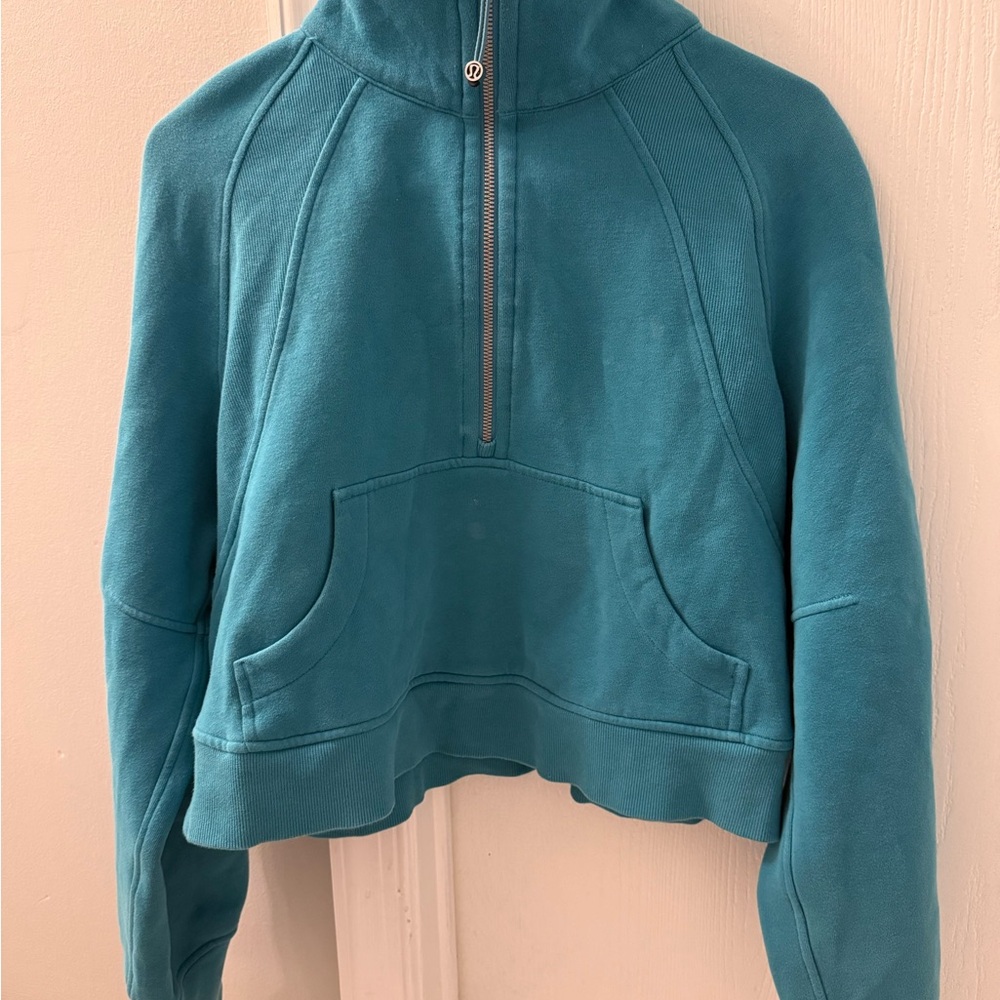 Lululemon funnel neck scuba